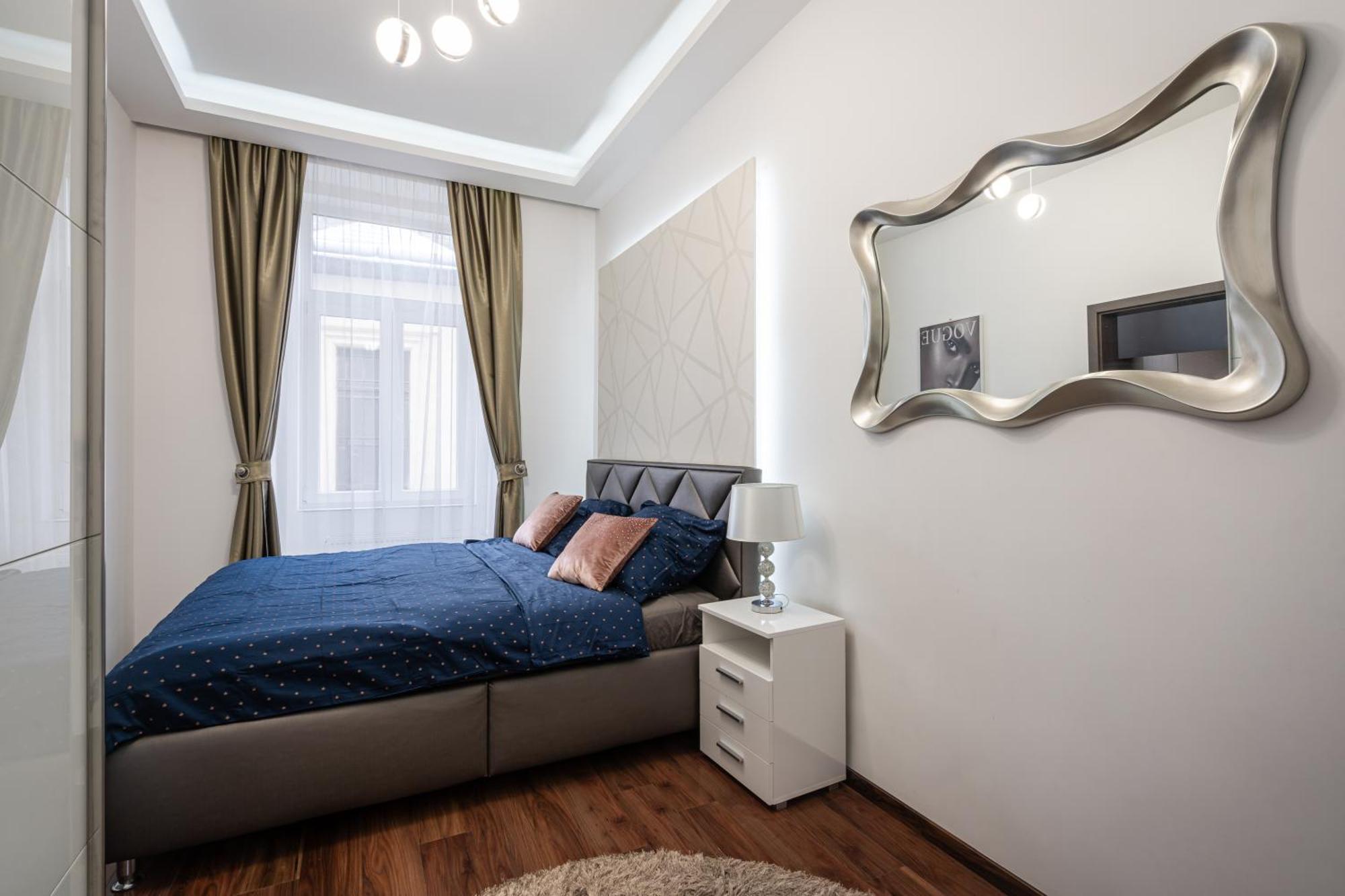 Centrum Opera Luxury Apartment With Free Garage Budapest Bagian luar foto